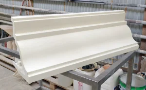 Фасадный декор из стеклопластика: Эстетика и функциональность